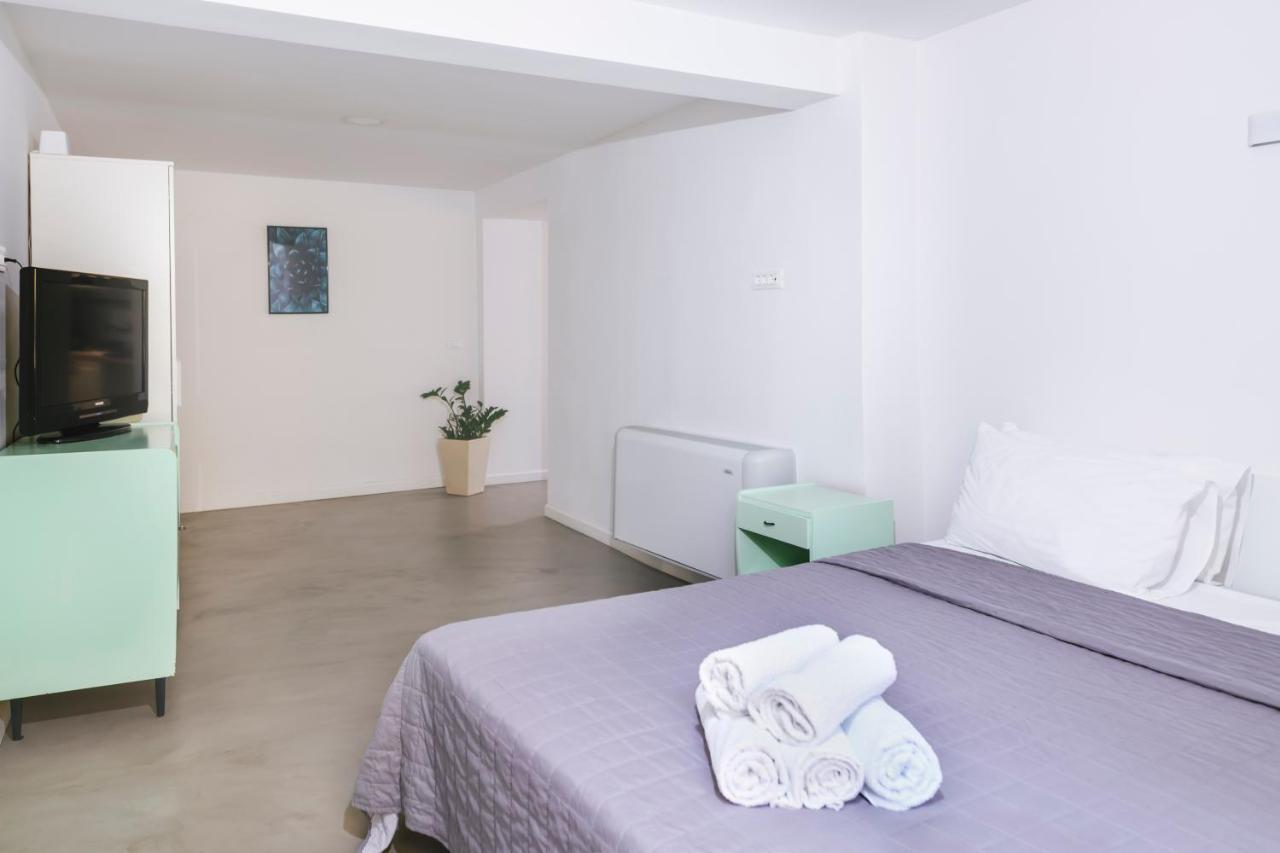 M9 Rooms إيزولا المظهر الخارجي الصورة